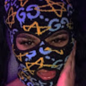 Meet your Posher, Pink